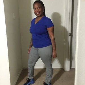 Meet your Posher, Nikia