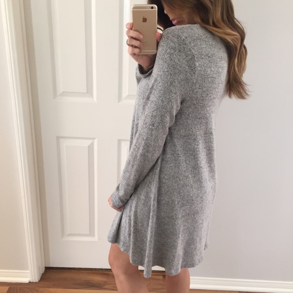 SOLD • SALE ITEM 🌷 Grey Shift Dress - Picture 4 of 4