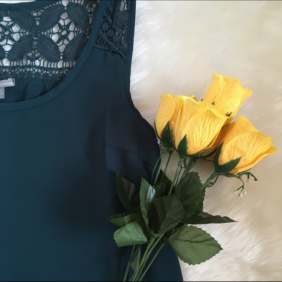 Charlotte Russe Tops - ❌PRICE FIRM❌💕CHARLOTTE RUSSE TOP🎀