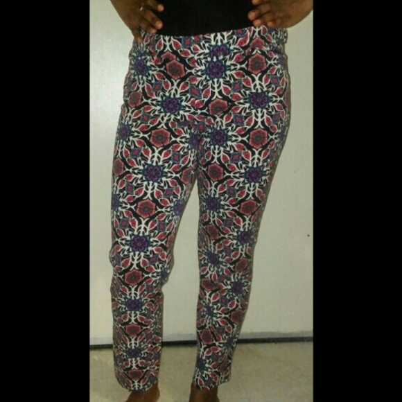 Cigarette pants/Trousers/ cropped pants