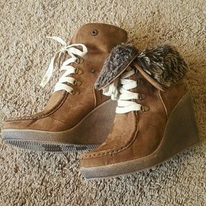 Faux fur lined suede wedge boots