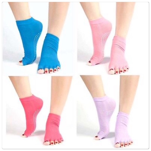 Accessories - 🆕 Toeless yoga socks