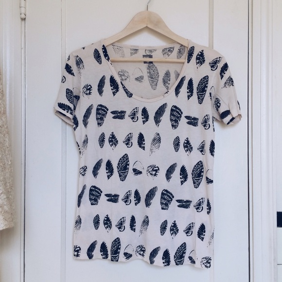 BDG Moth Print T