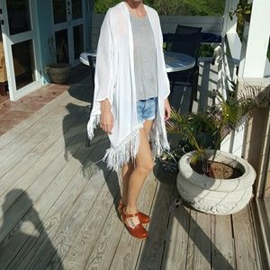 White fringe kimono