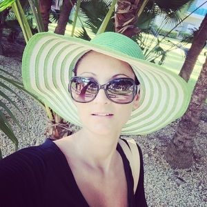 Meet your Posher, Fran