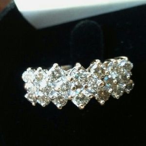 Beautiful. Gold. Diamond ring