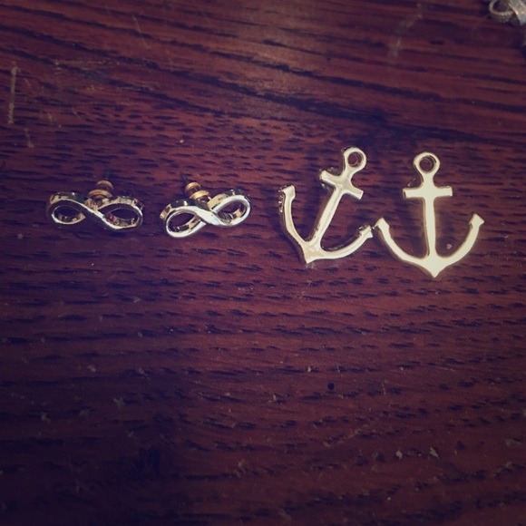 Infinity & anchor gold studs