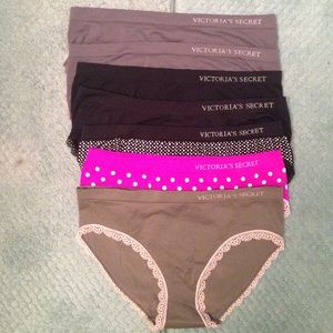 Victoria's Secret 7 panties Small