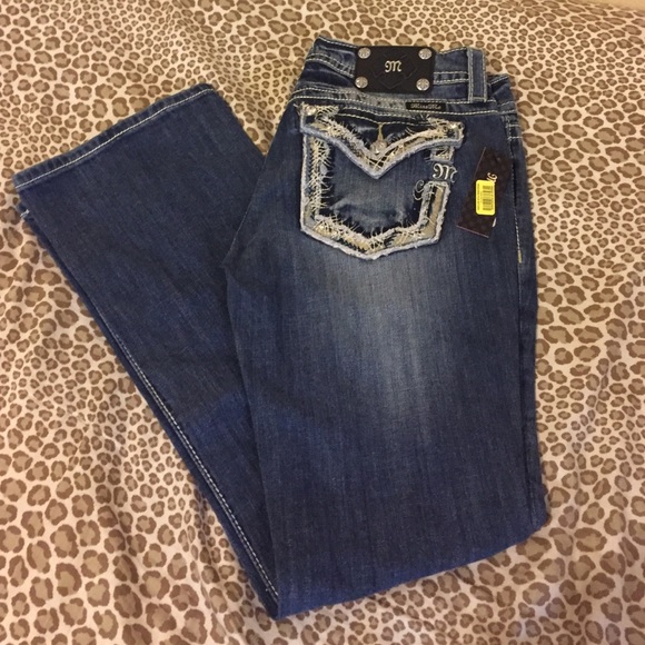 Miss Me Jeans - Picture 2 of 4