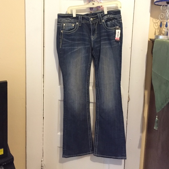 Miss Me Jeans - Picture 3 of 4