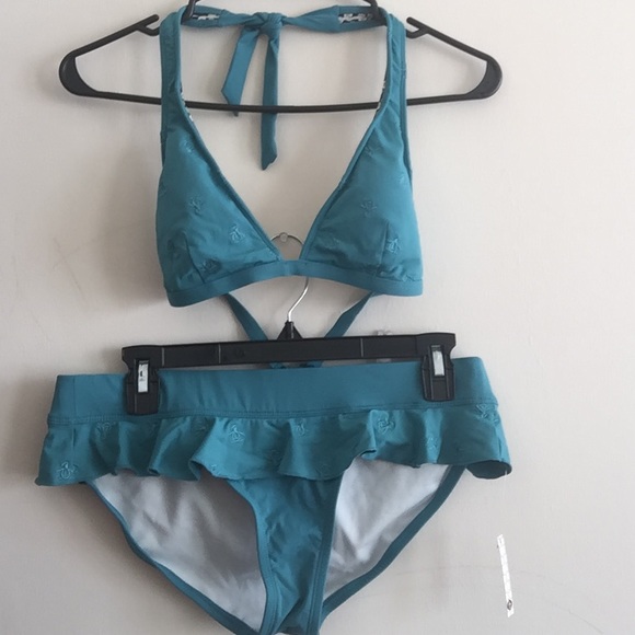 Adorable 2 piece swim suit 👙🌴🌞🏊🏼