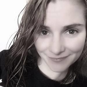 Meet your Posher, Stacy