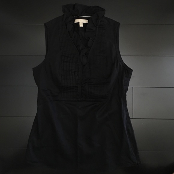 **SOLD** Banana Republic Size 2 Top