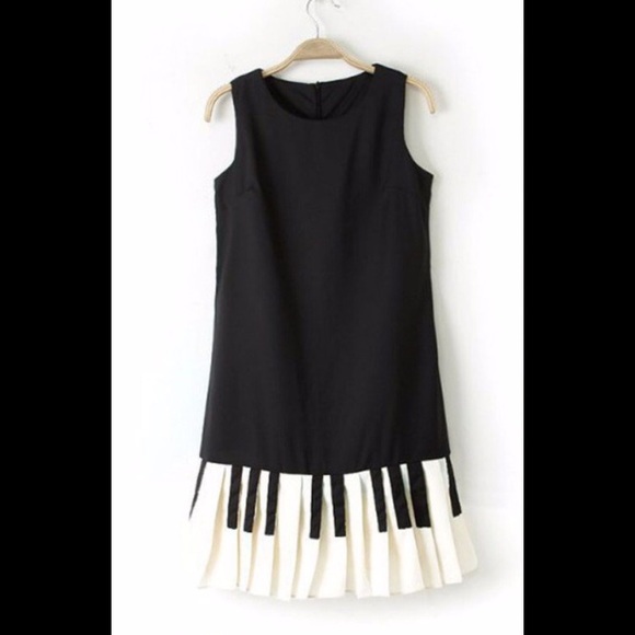 ❤️Host Pick New Black Piano Keys Dress M 10 ❤️ - Picture 3 of 4