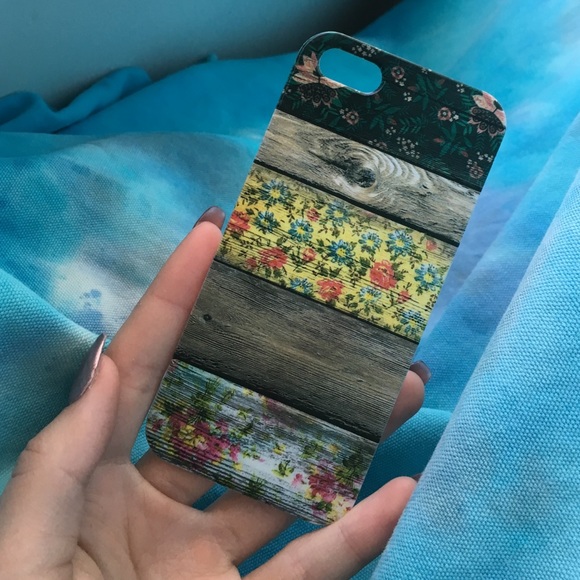 Free People IPhone 5/5s case