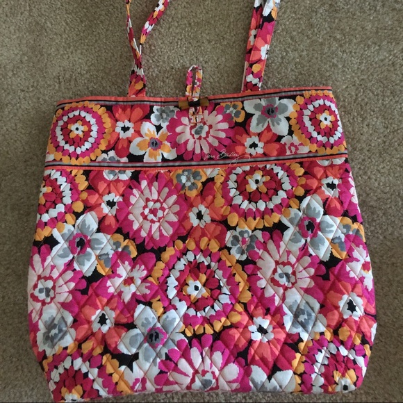 Vera Bradley "Tote" bag!