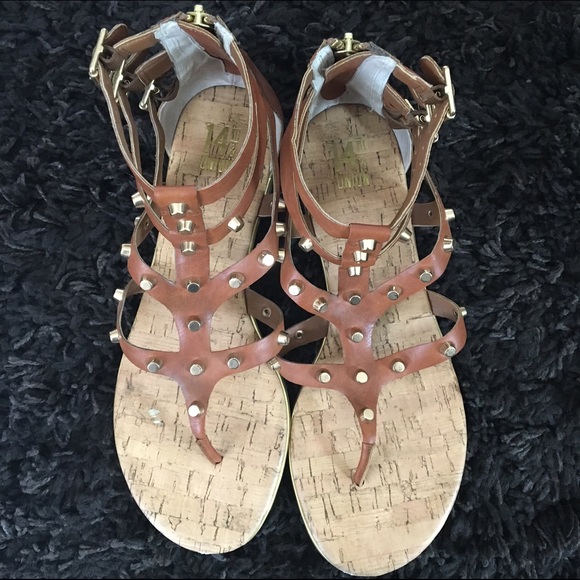 💰BOGO FREE💰❗️sold with bundle for @j_garcia156 - Picture 3 of 4