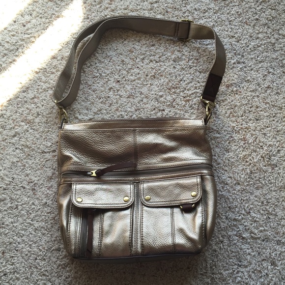 ✨Fossil cross body purse✨✨