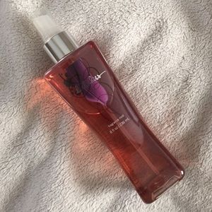 B&BW Dark Kiss spray