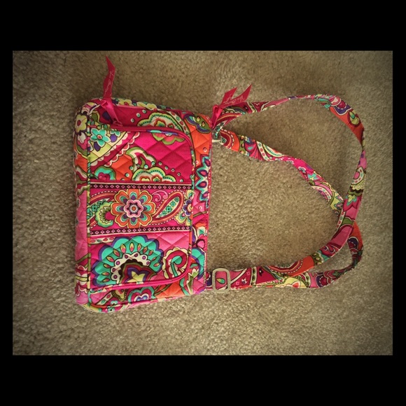 Vera Bradley cross body. Pink swirls pattern