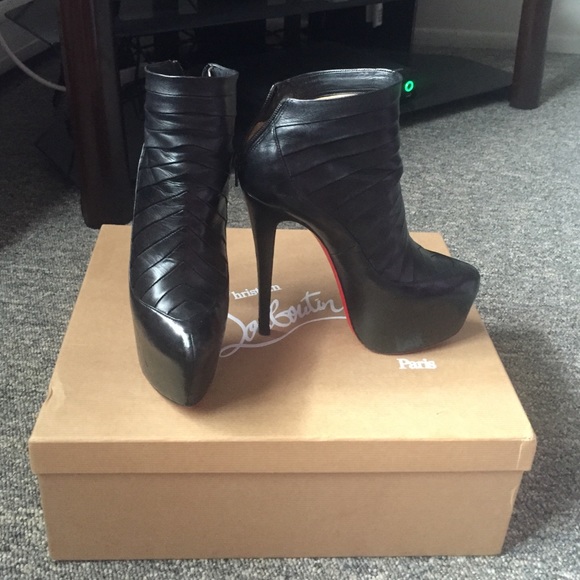 **SOLD**Christian Louboutin Amor 160 Nappa Bootie