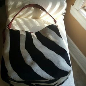 Hand bag