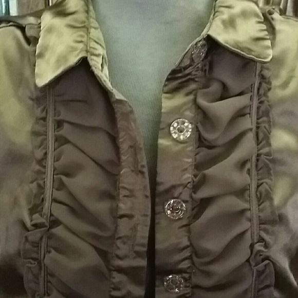 Ruffle top - Picture 2 of 4
