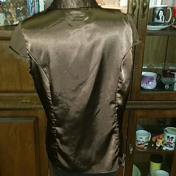 Ruffle top - Picture 4 of 4