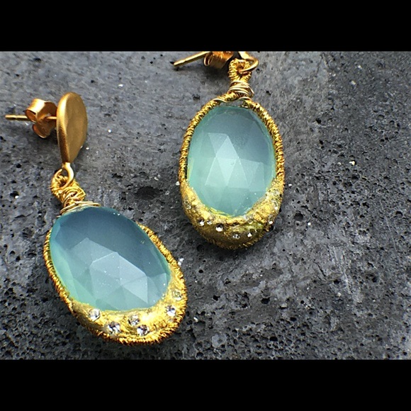 SOLD! 3XHP Blue Chalcedony handmade earrings - Picture 2 of 3