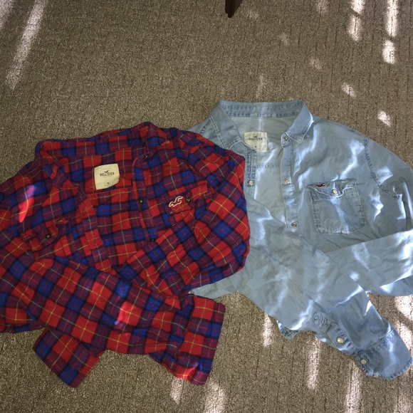 Hollister plaid button-down