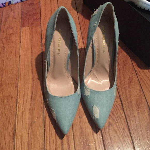 Blue jean material heels