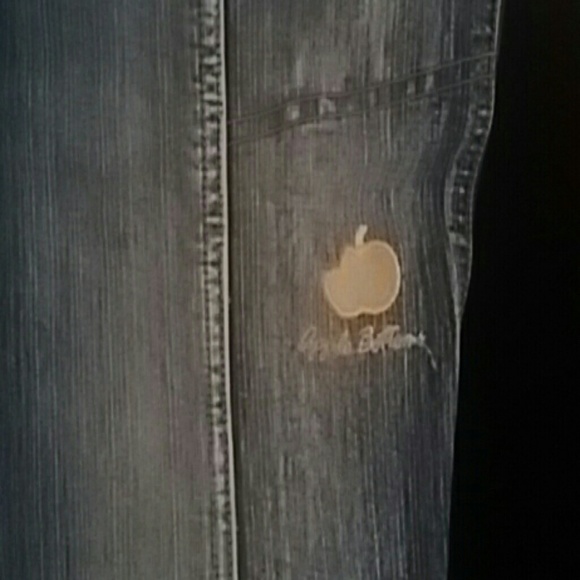 Applebottom capris - Picture 2 of 4
