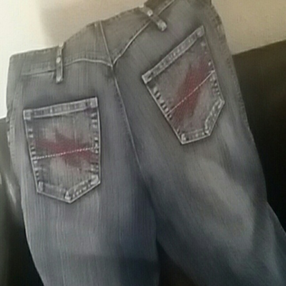 Applebottom capris - Picture 4 of 4