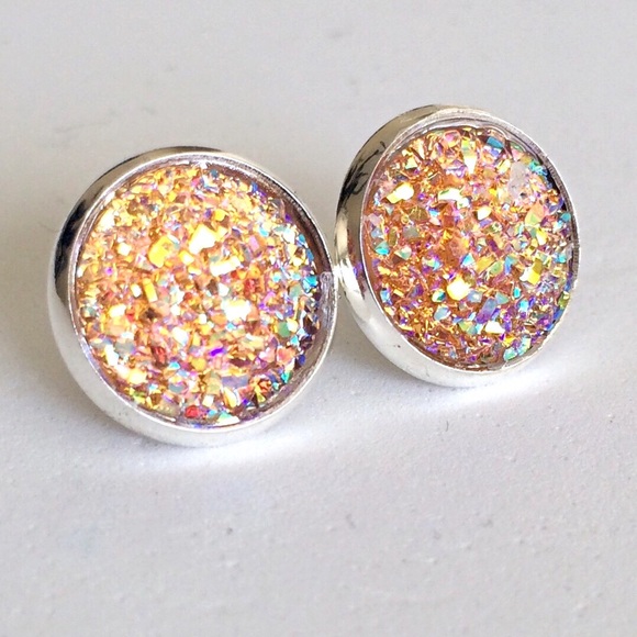 3 for 15🎀 peach champagne flat Druzy style studs - Picture 2 of 4