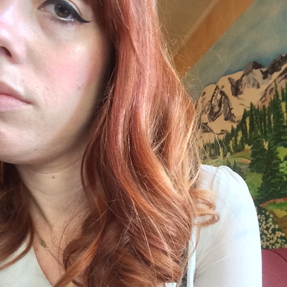 Meet your Posher, Andrea - Picture 1 of 1