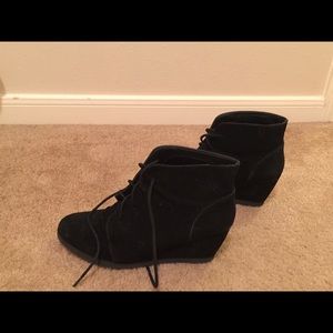Wedge ankle booties