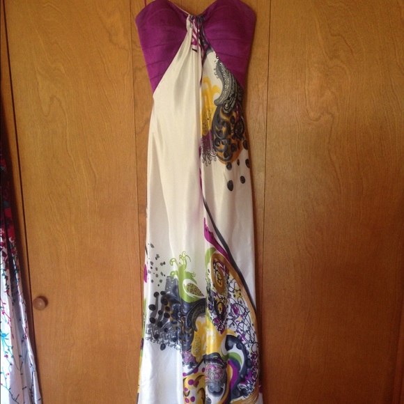Prom Dress- great condition! Willing to bargain - Picture 1 of 3