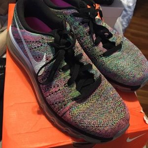 Authentic Nike air max fly knit women's!