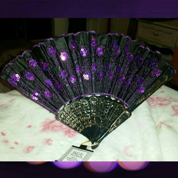 💜 NWT Purple & Black Deluxe Chinese Fan