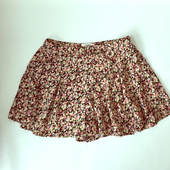 Umgee floral flared shorts