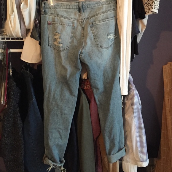 Bdg urban outfitter boyfriend ripped jeans - Picture 3 of 3