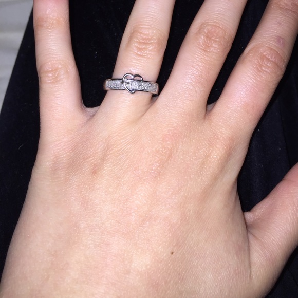 Heart ring with diamonds