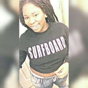 Meet your Posher, Halee