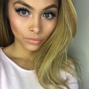 Meet your Posher, Mara