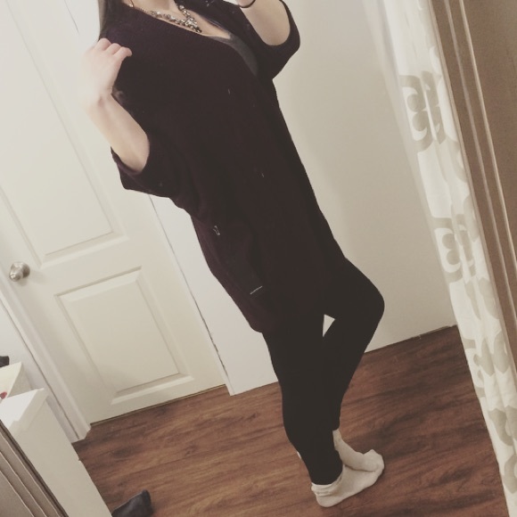 NWT burgundy batwing cardigan - Picture 3 of 4