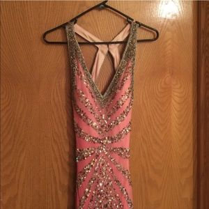 Strapping formal dress