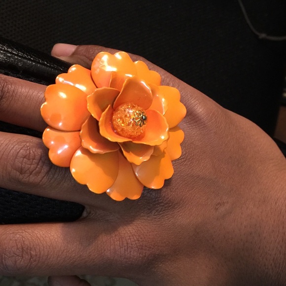 Jewelry - Metal orange flower ring