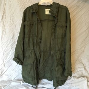 Abercrombie lightweight oversized army green parka