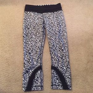 EUC Lululemon Run Inspire Crops