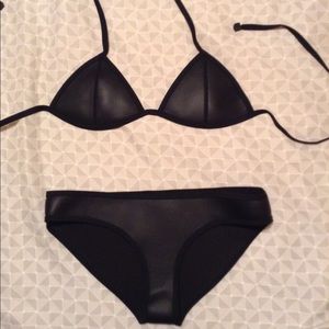 NEW Authentic New York Noir Triangl Bikini